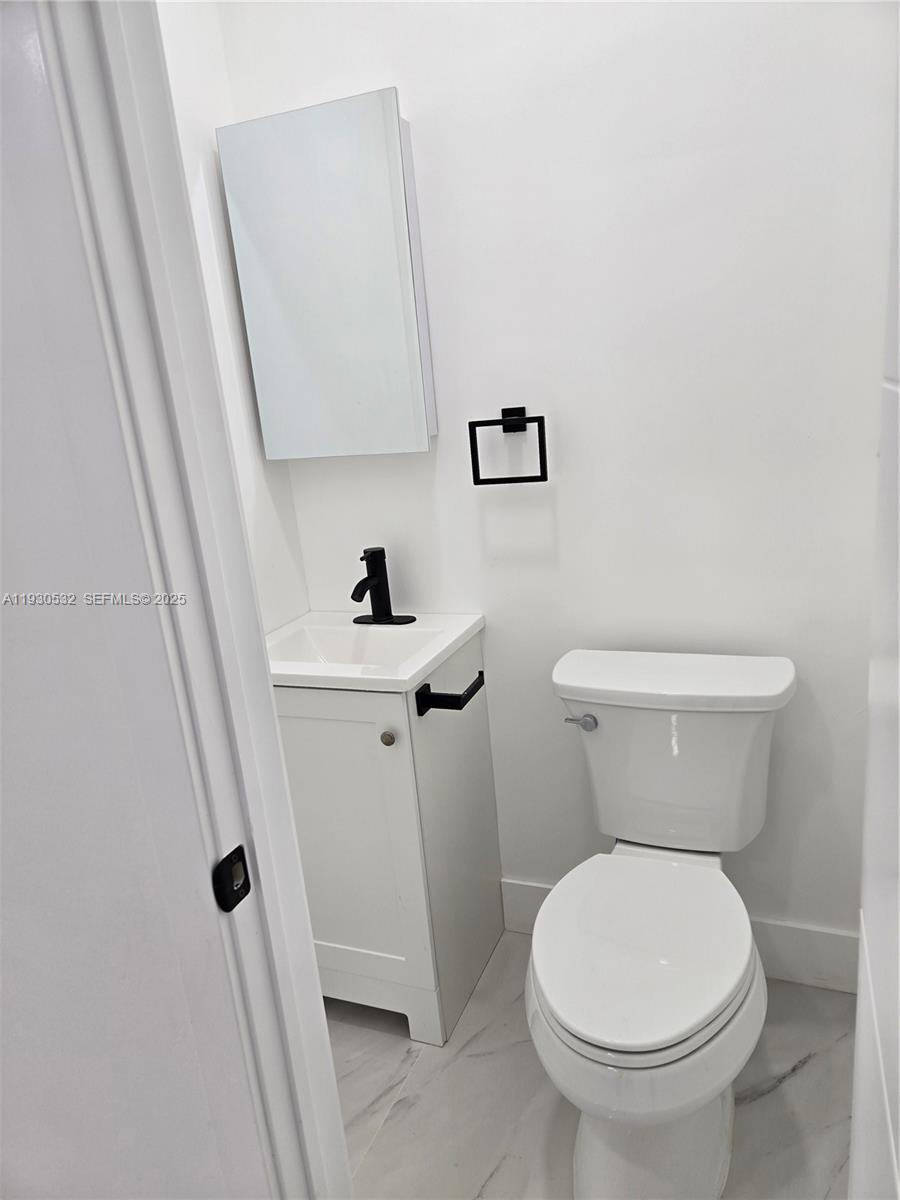 POINCIANNA MANOR SEC 4 - Residential Lease