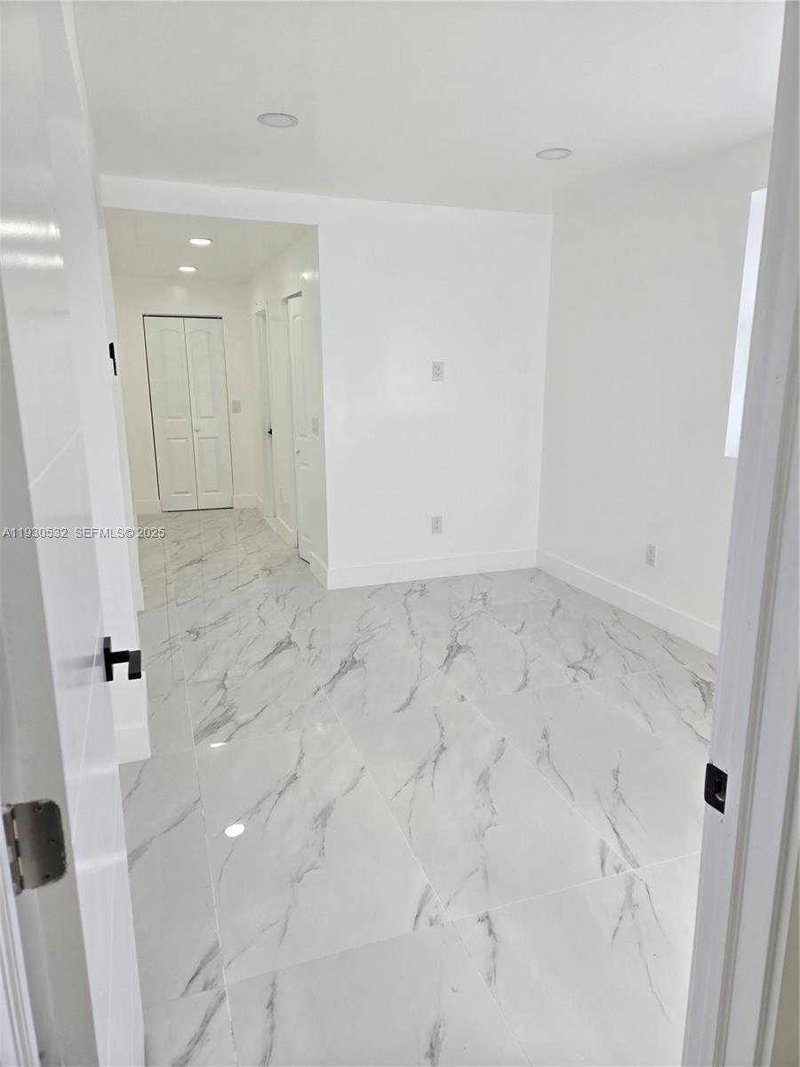 POINCIANNA MANOR SEC 4 - Residential Lease