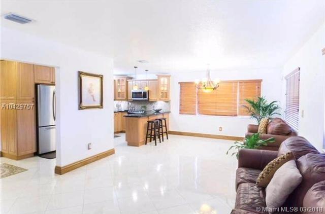 PALM SPRINGS NORTH SEC G - Residential Lease