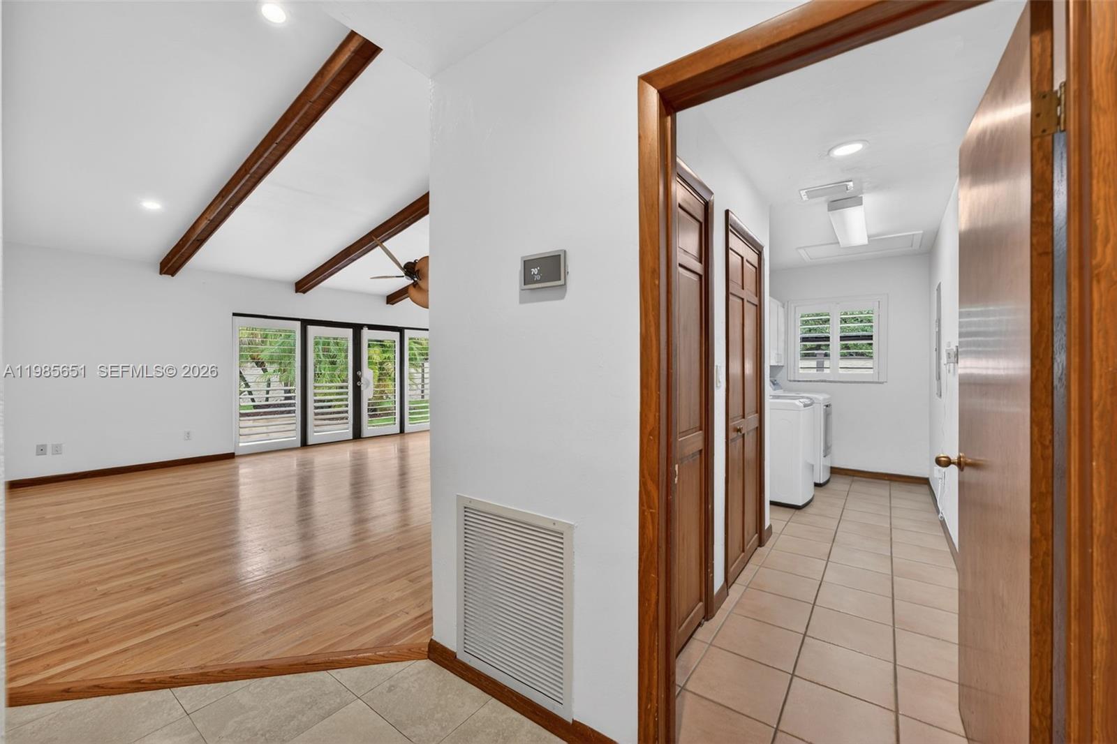 CLINTON GROVE ESTS - Residential