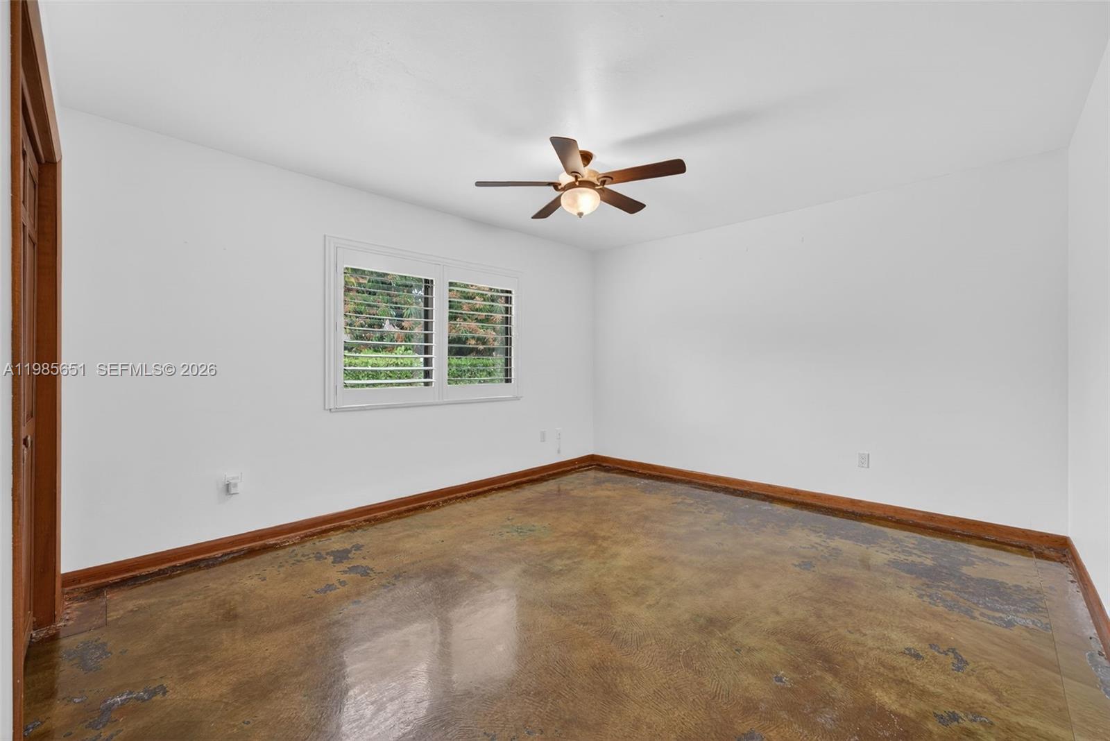 CLINTON GROVE ESTS - Residential