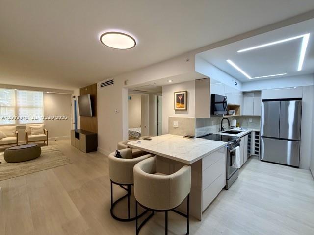 WAVE CONDO - Residential