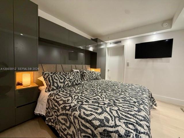 WAVE CONDO - Residential