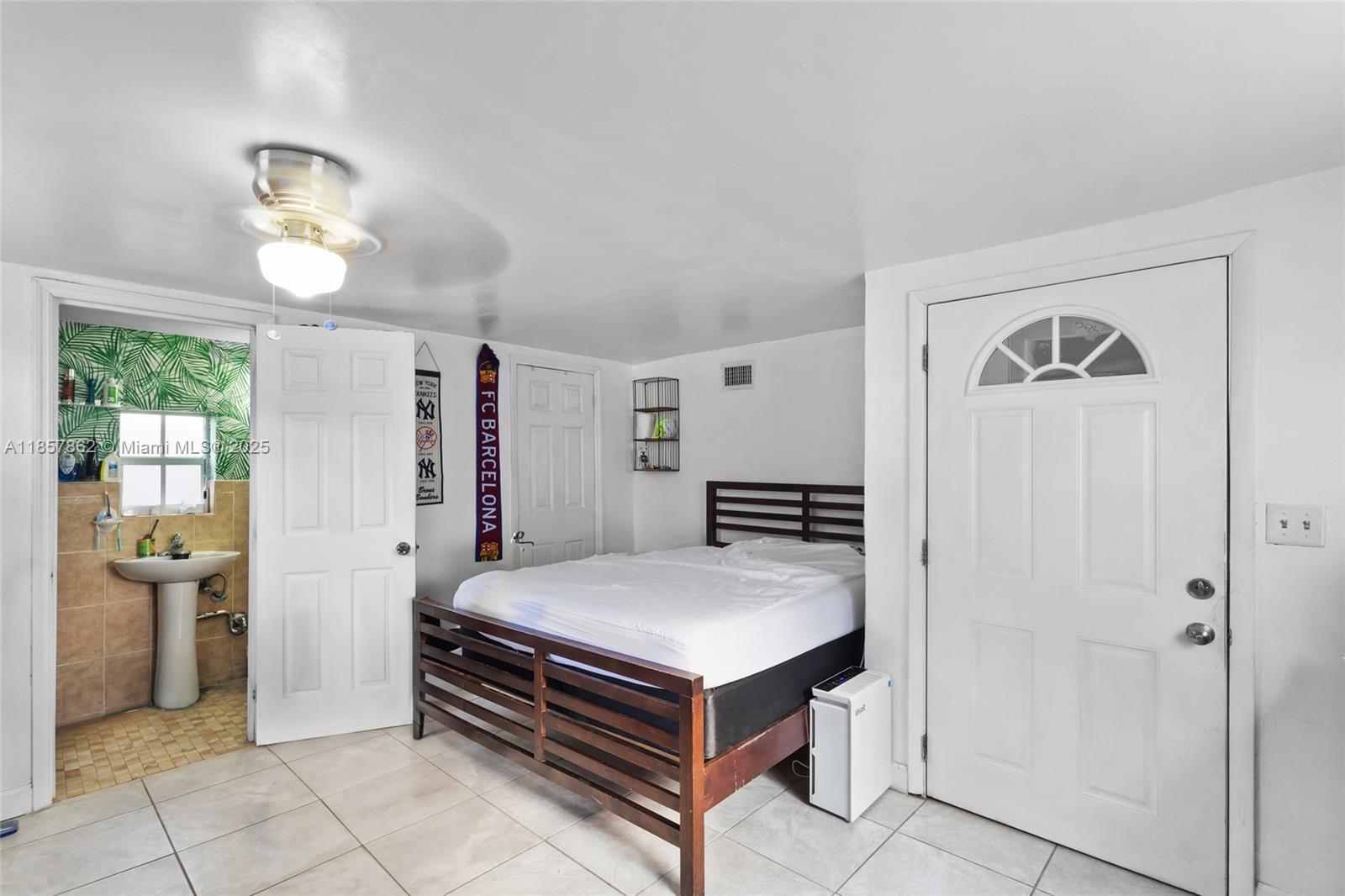 COLLIER ESTATES 3RD ADD - Residential