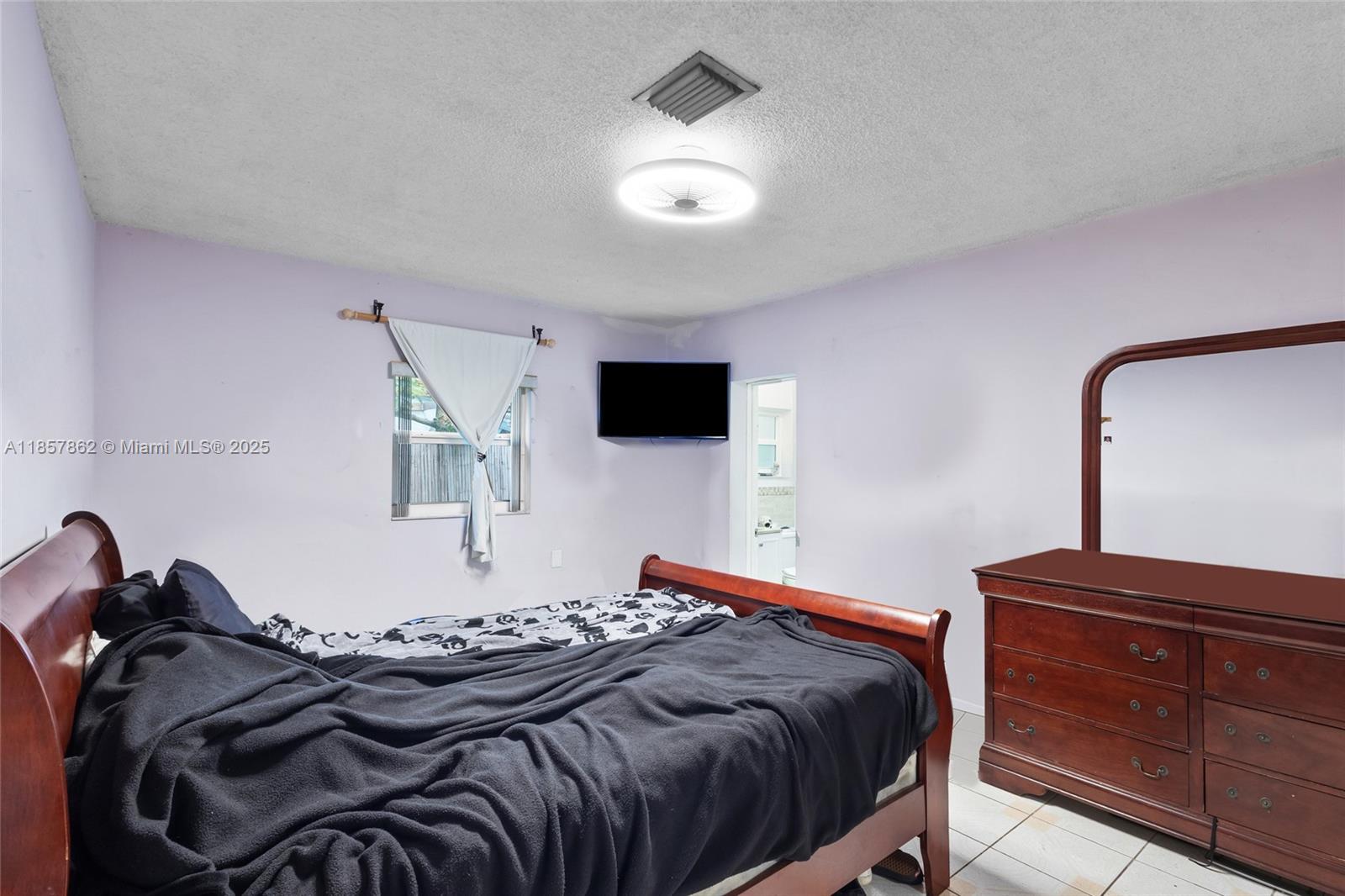 COLLIER ESTATES 3RD ADD - Residential