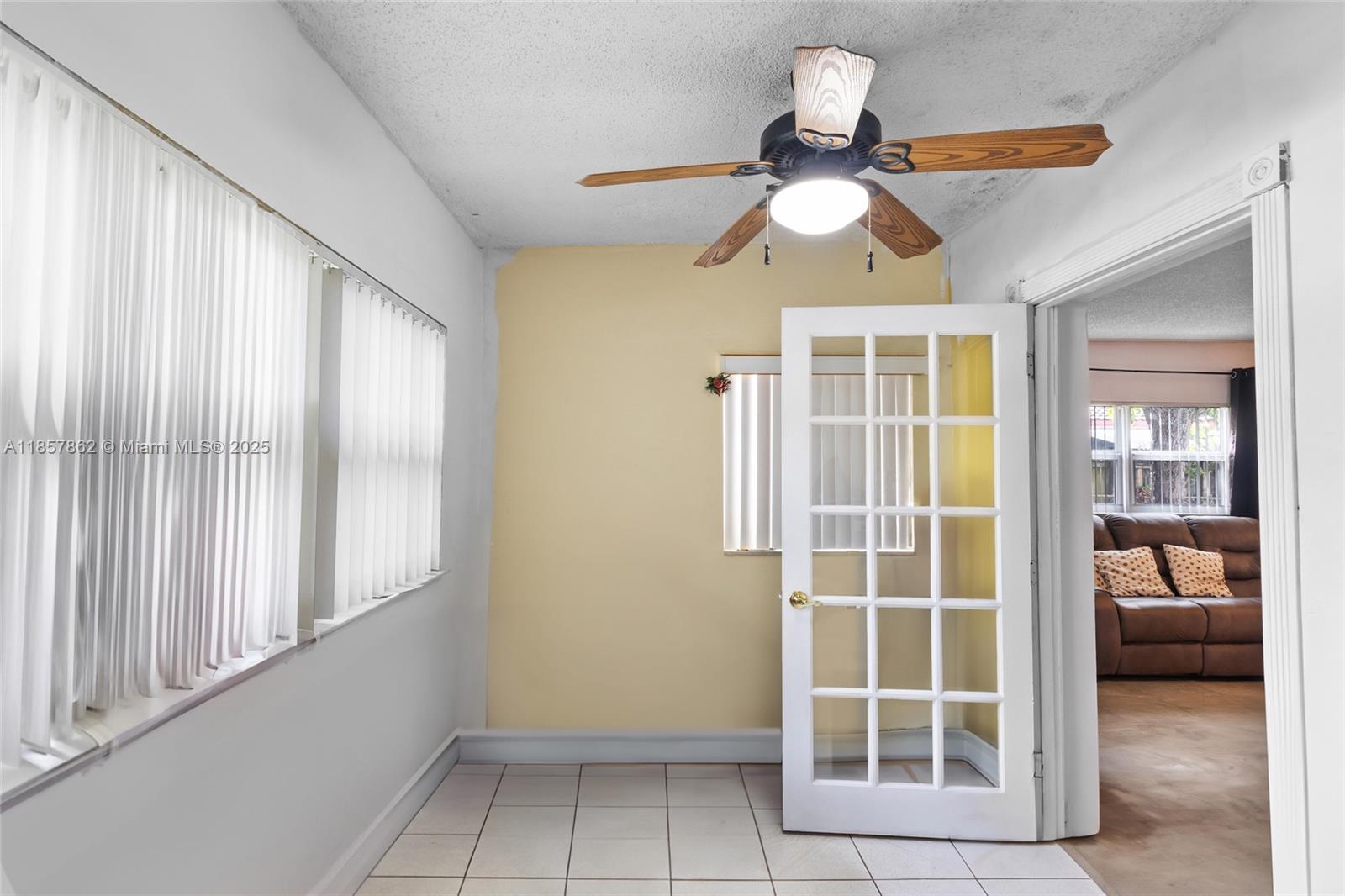 COLLIER ESTATES 3RD ADD - Residential