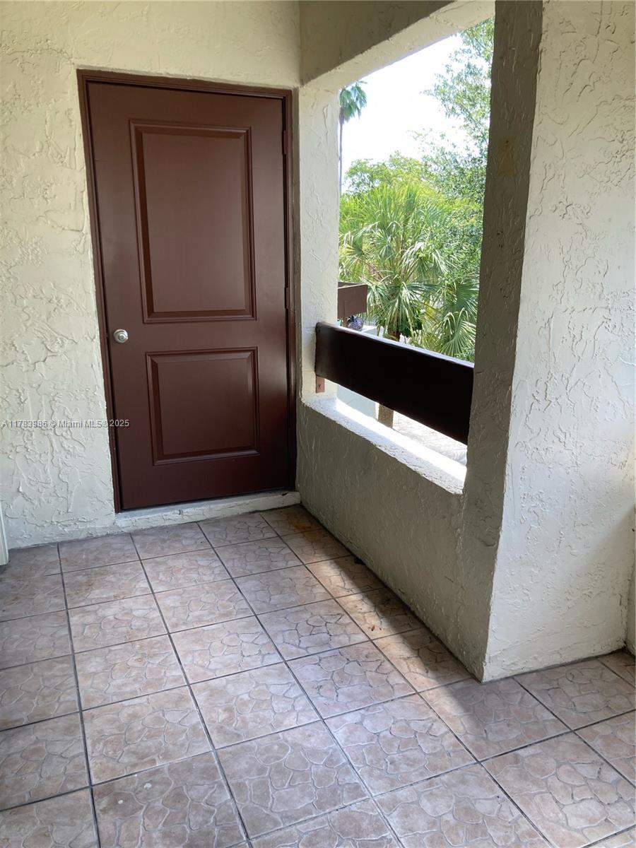 KENLAND BEND SOUTH - Residential Lease