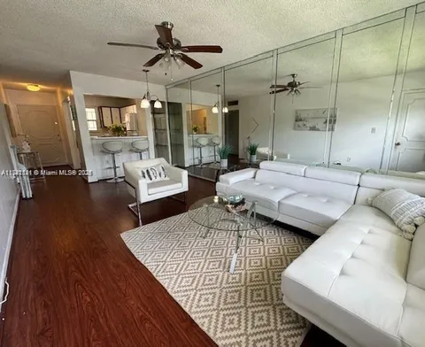 13101 Memorial Hwy 209, North Miami, FL 33161 - MLS#: A11742121