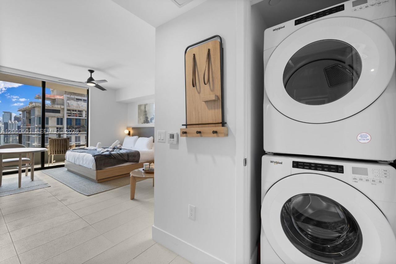 NATIIVO/ GALE RESIDENCES - Residential
