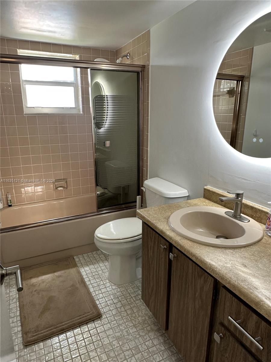 MEADOWBROOK LAKES VIEW CO - Residential