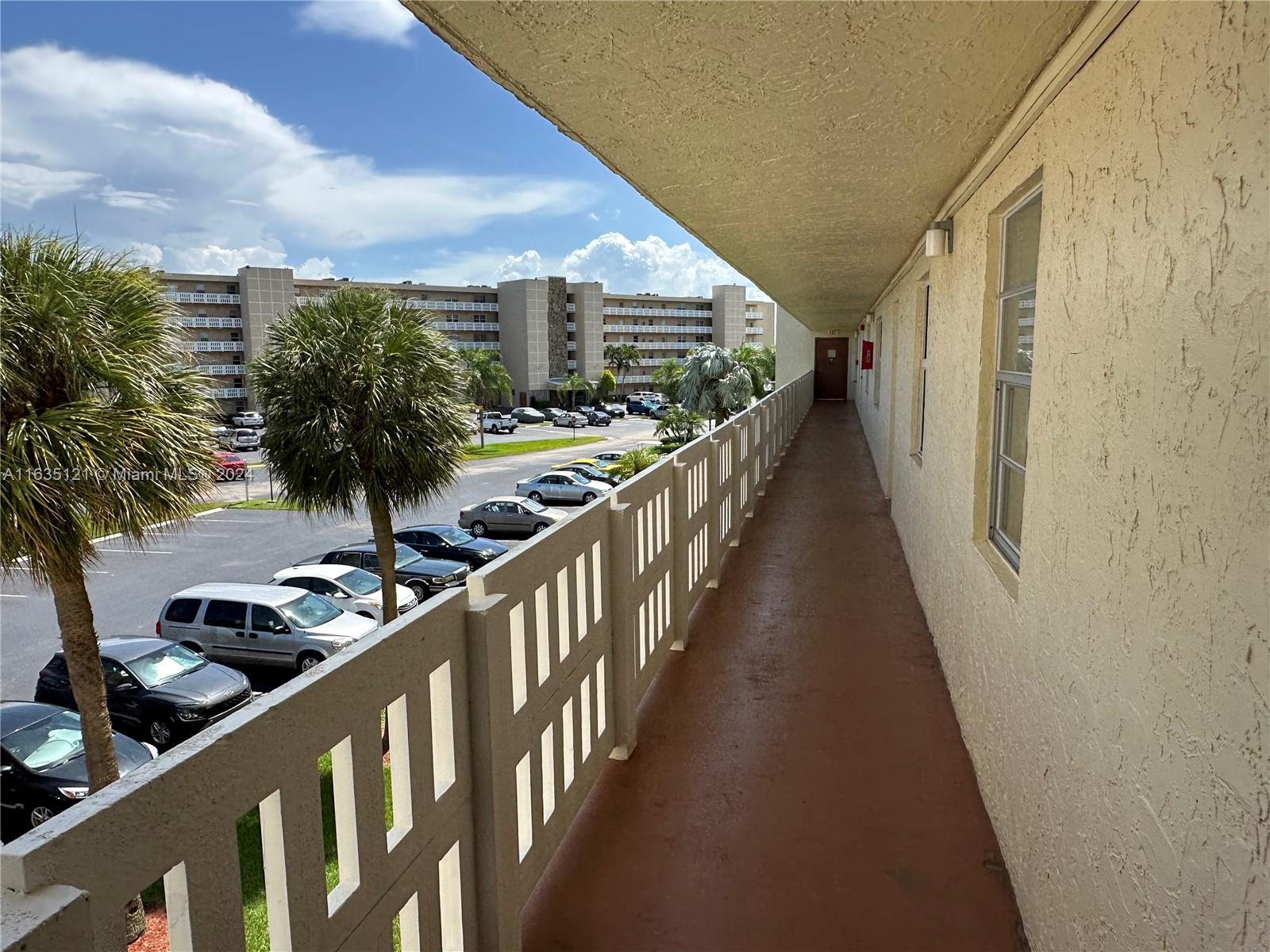 131 SE 3rd Ave 301