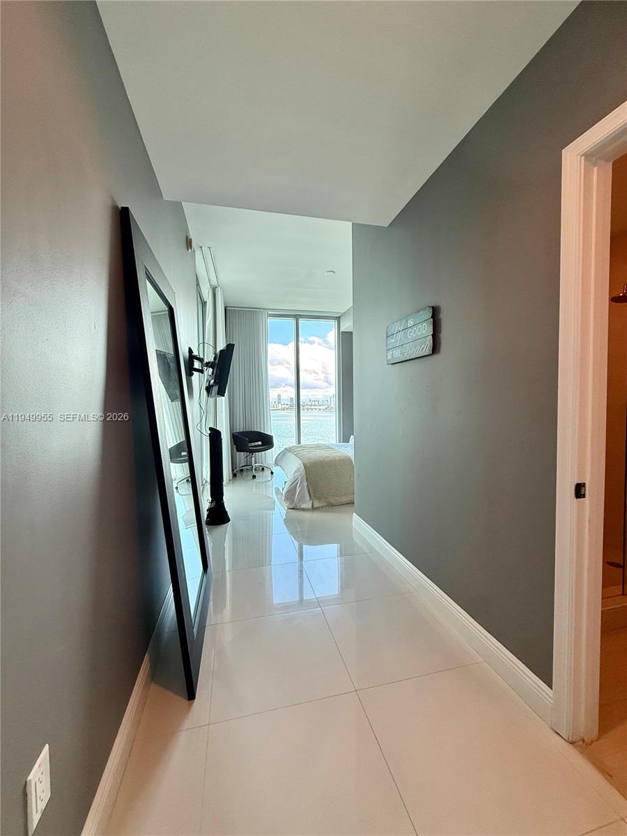 ELOQUENCE ON THE BAY COND - Residential