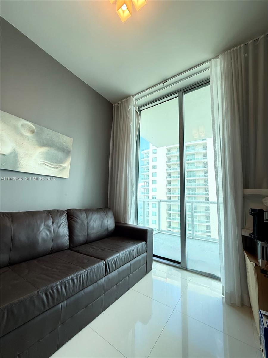 ELOQUENCE ON THE BAY COND - Residential