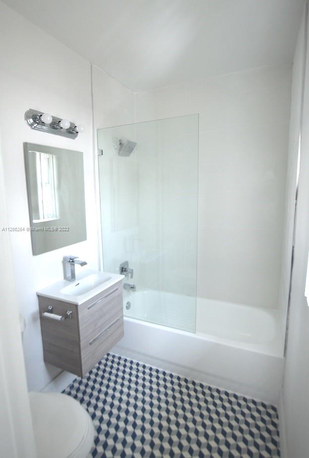 TOWNSITE OF LARKINS - Residential Income