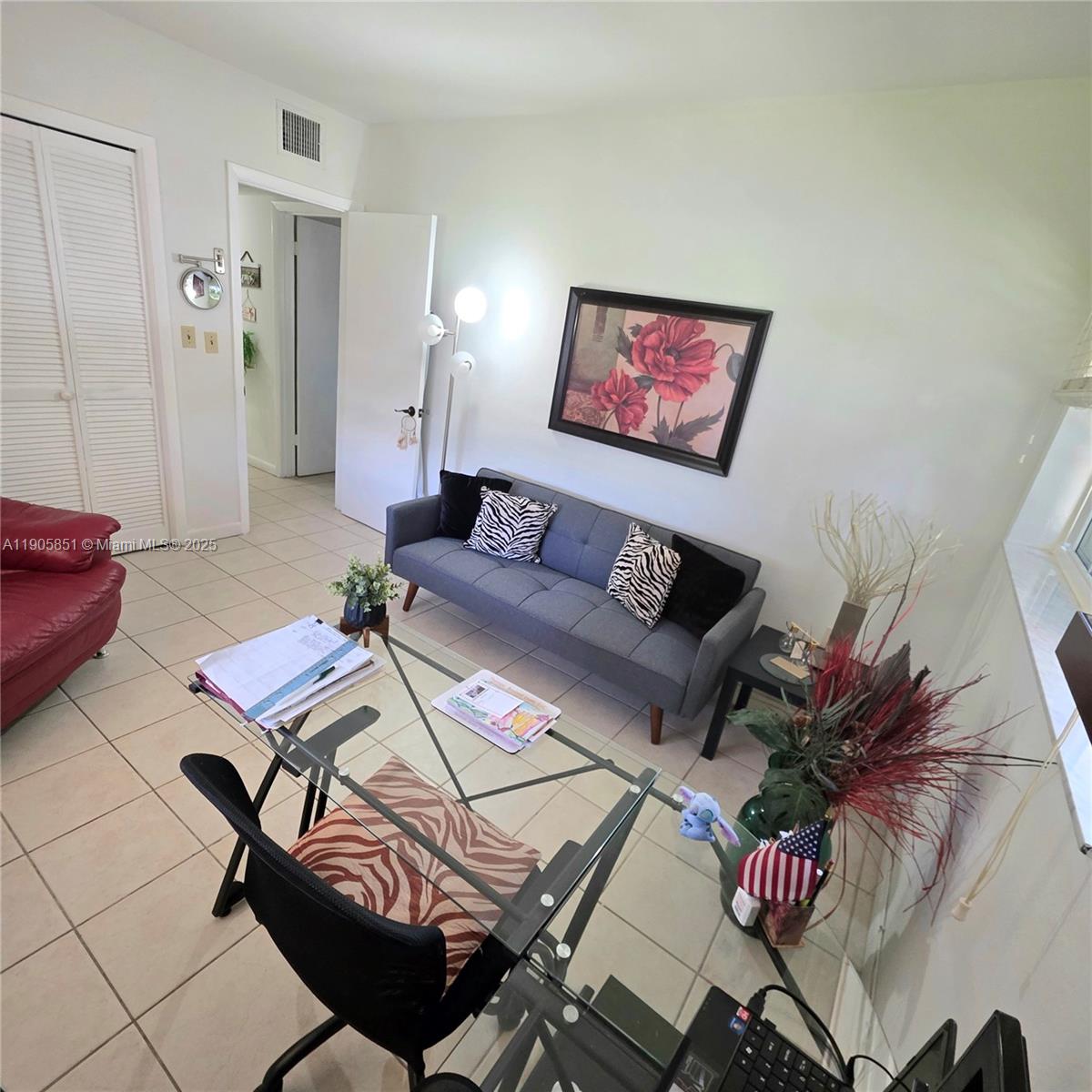 GREEN HILLS PARK WEST - Residential