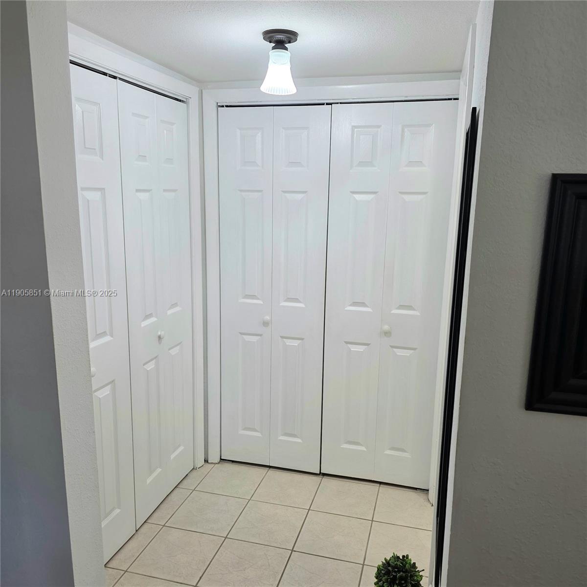 GREEN HILLS PARK WEST - Residential