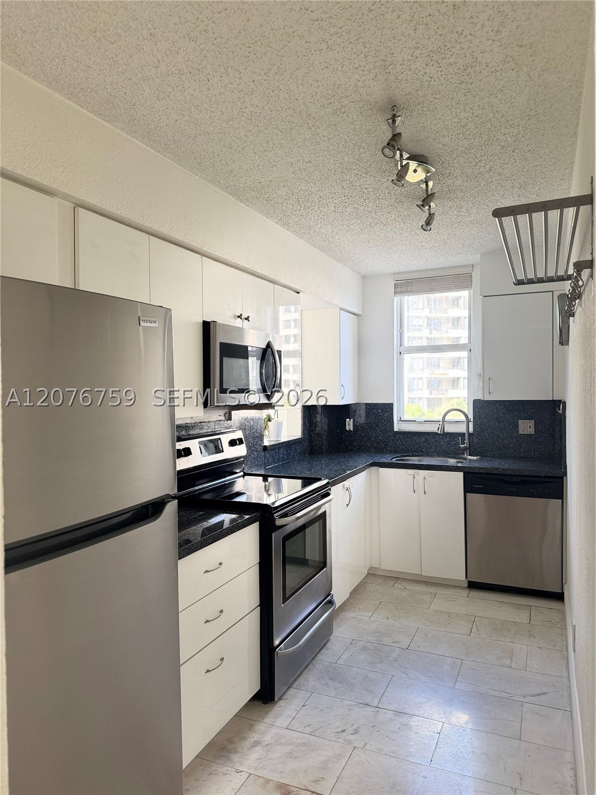 770 CLAUGHTON ISLAND DR 601