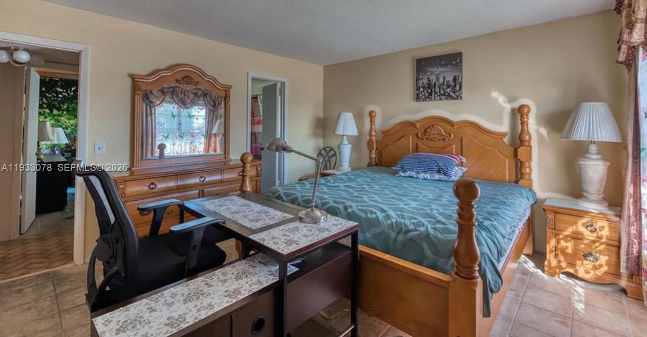 12027 S Greenway Cir 206