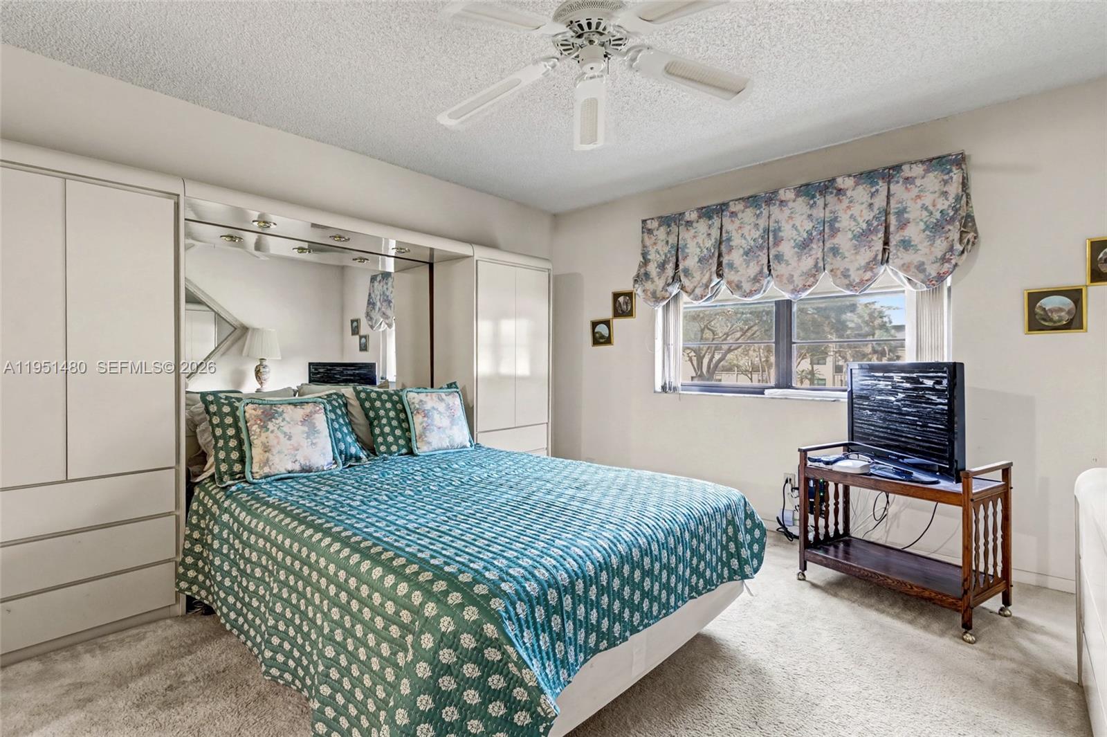 LAKES OF CARRIAGE HILLS - Residential