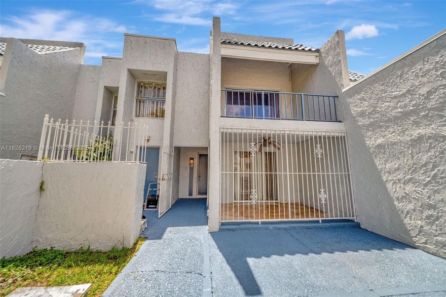 Reduced and Priced to Sell! Cash Buyers Only!! This large spacious 3-bed, 2.5-bath townhome is centrally located to everything! Large downstairs. Upstairs, is the spacious master suite & a walk-in closet and the  two additional bedrooms.  Spacious back patio and open gated front patio.  Just minutes away from South Florida beaches, great shopping, dining & easy access to major highways.  Needs TLC, great for investors.  Bring your offer today!