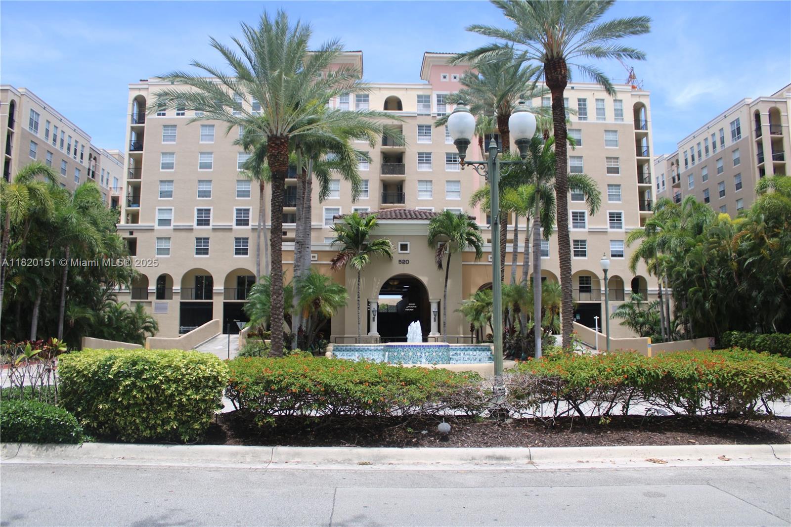 Property for Sale at 520 Se 5th Ave 1109, Fort Lauderdale, Broward County, Florida - Bedrooms: 2 
Bathrooms: 2  - $429,000