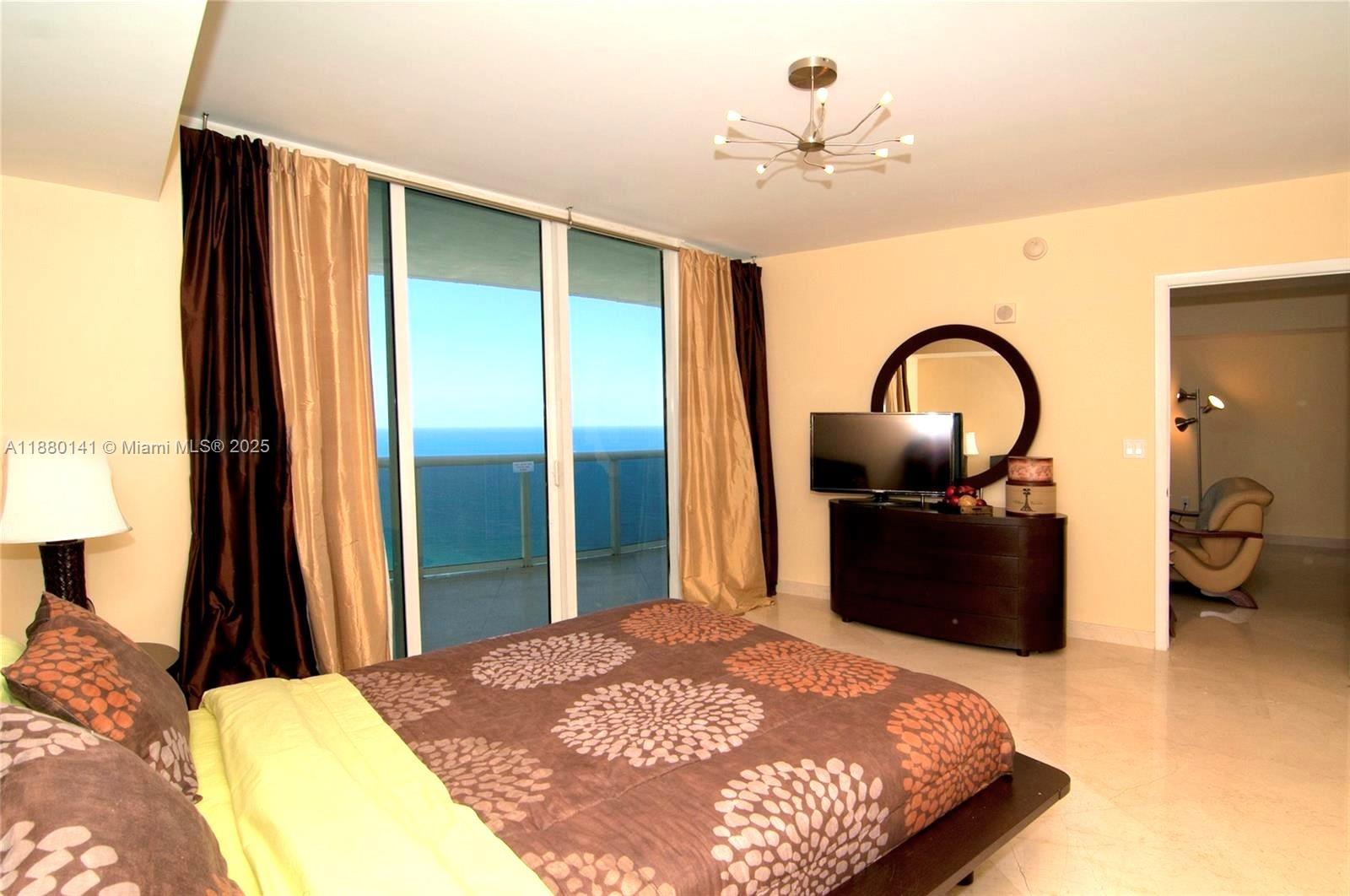 OCEAN FOUR CONDO - Residential Lease