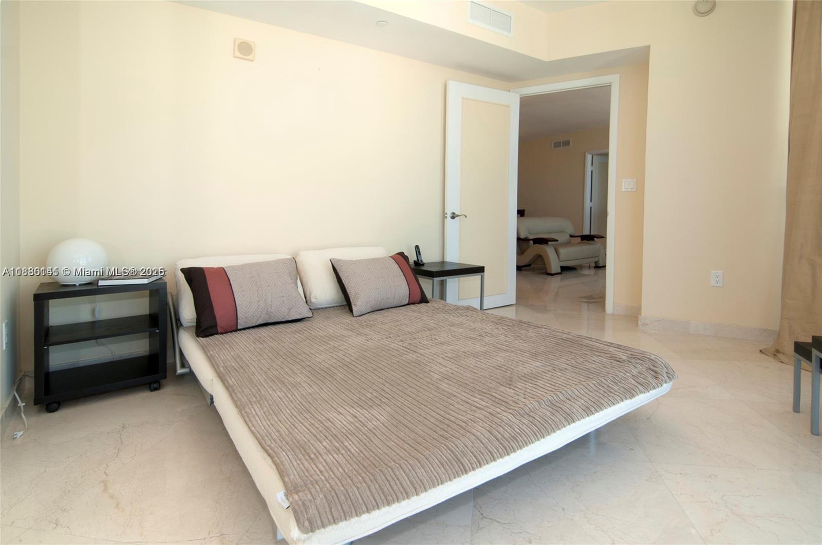 OCEAN FOUR CONDO - Residential Lease