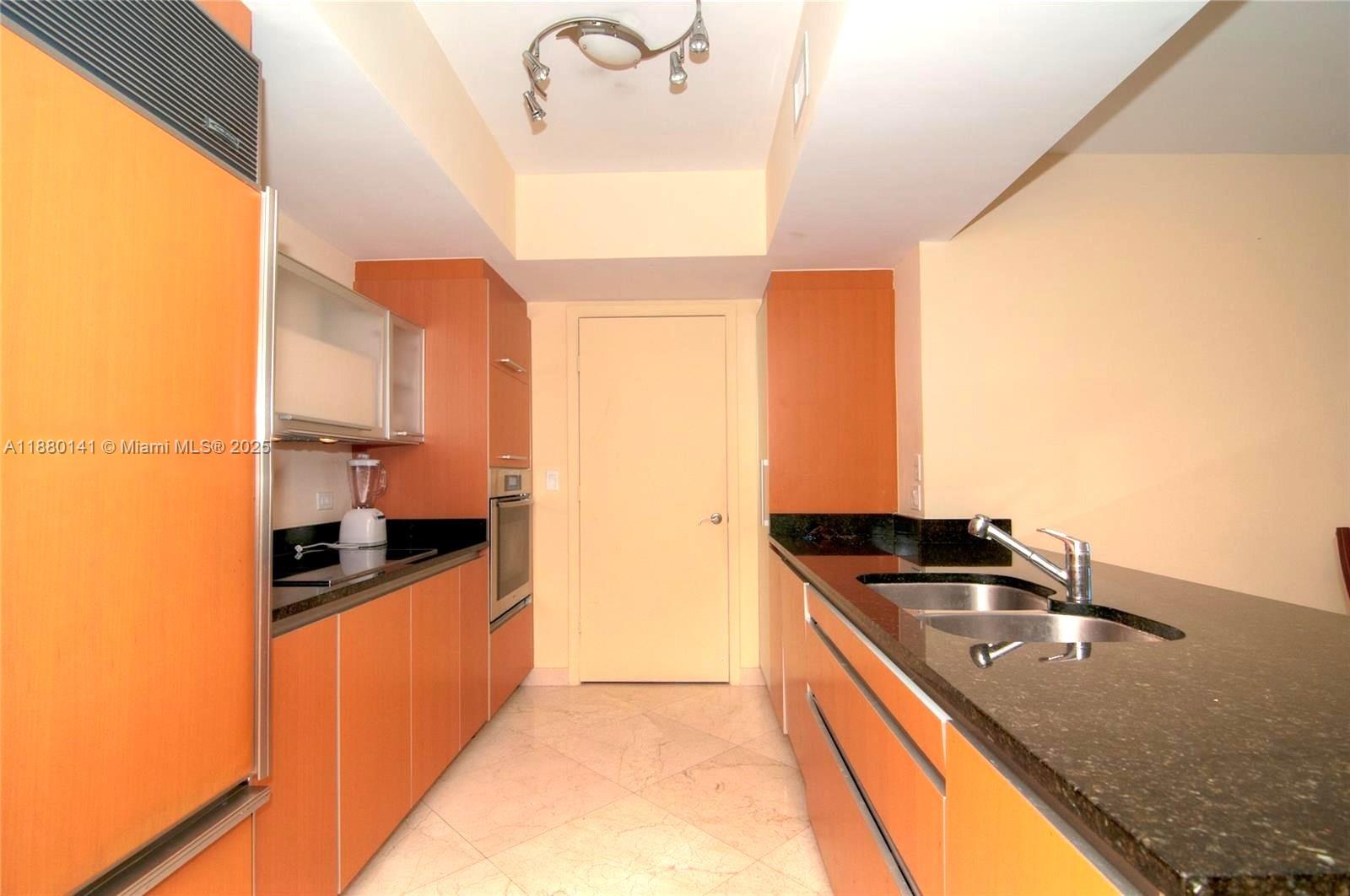 OCEAN FOUR CONDO - Residential Lease