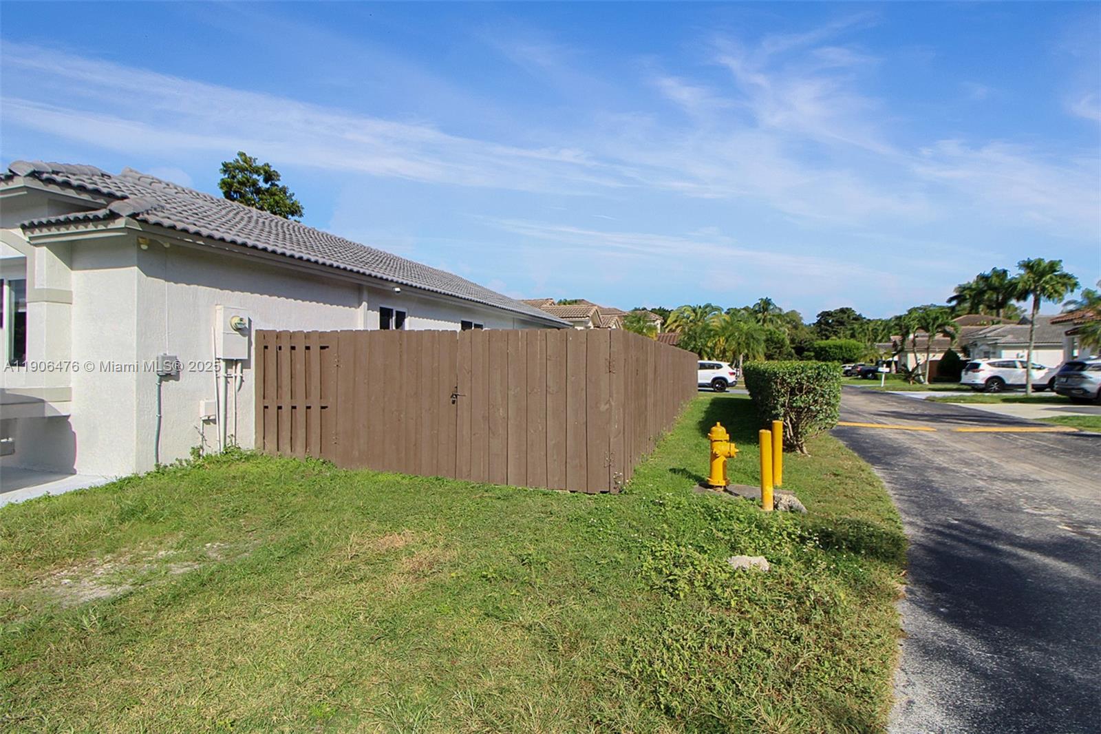 BRIGHTONS MEADOW TRACE - Residential