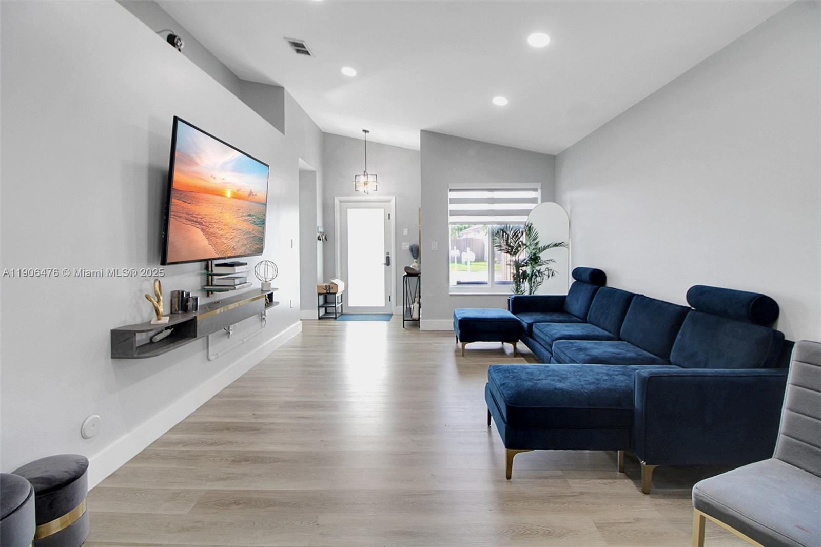 BRIGHTONS MEADOW TRACE - Residential