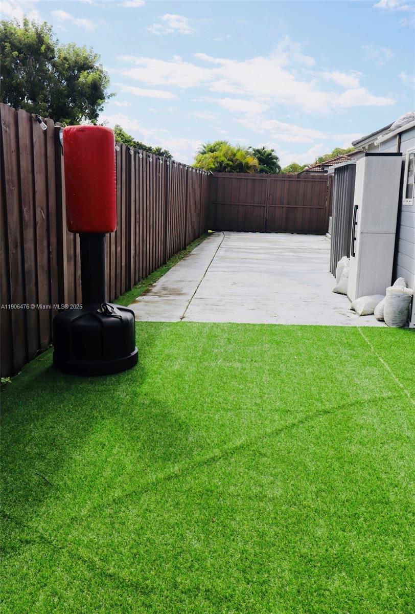 BRIGHTONS MEADOW TRACE - Residential