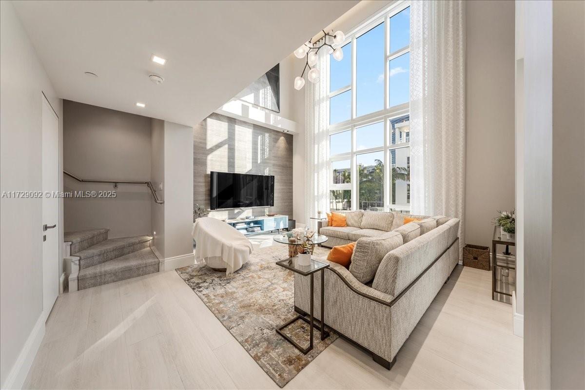 ONE BAY RESIDENCES - Residential