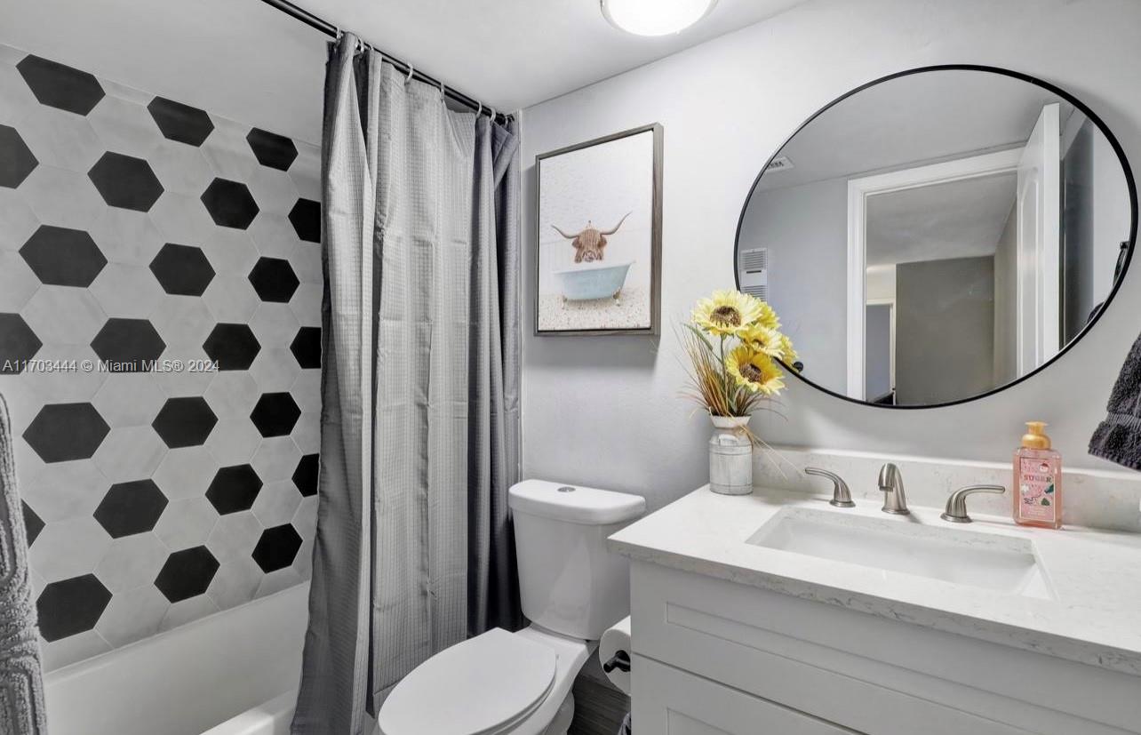 GOLFVIEW HARBOUR TOWNHOUS - Residential