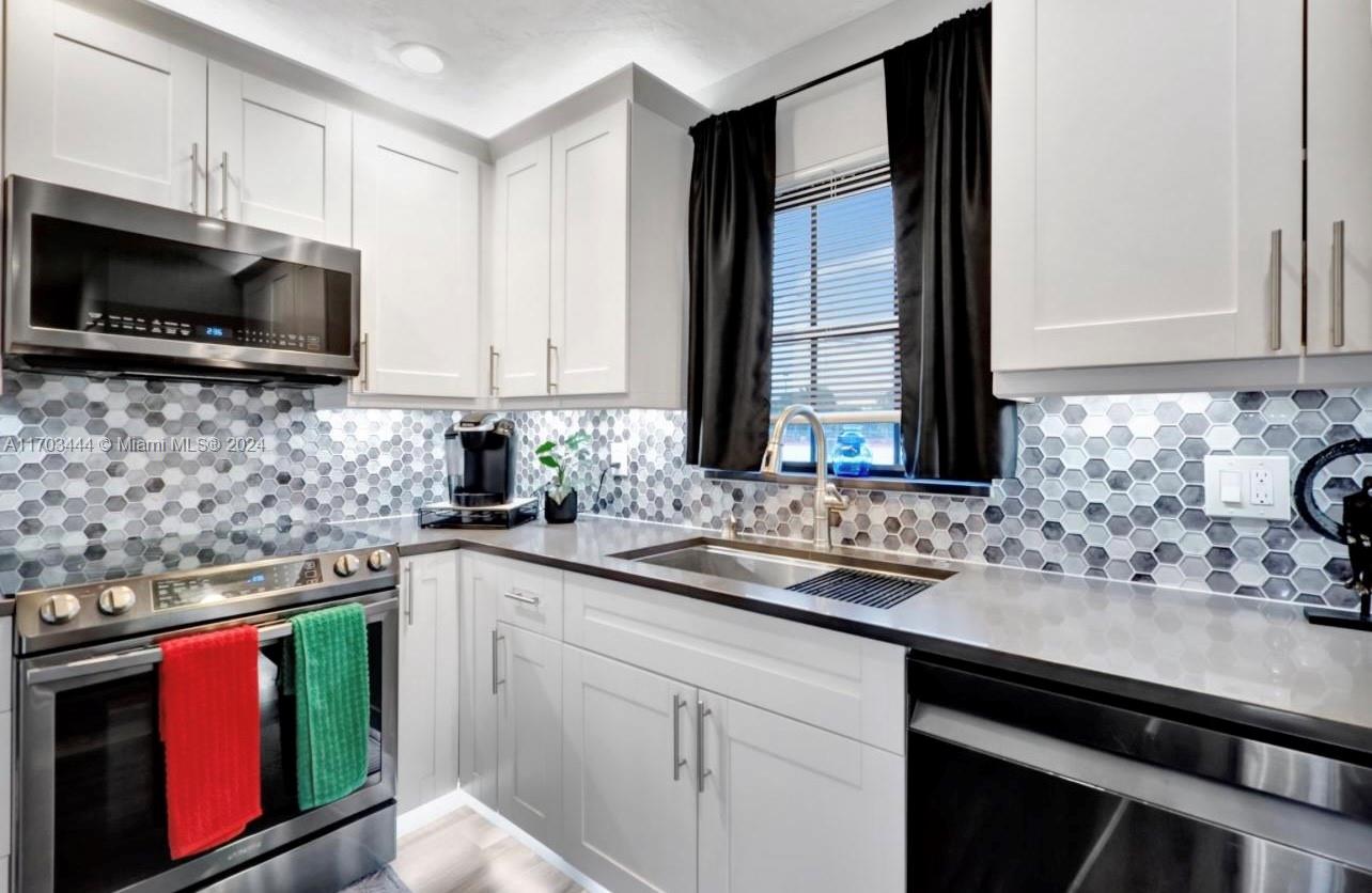 GOLFVIEW HARBOUR TOWNHOUS - Residential