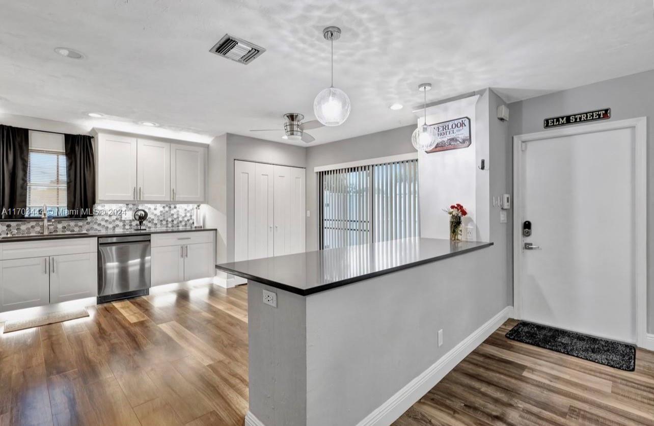 GOLFVIEW HARBOUR TOWNHOUS - Residential