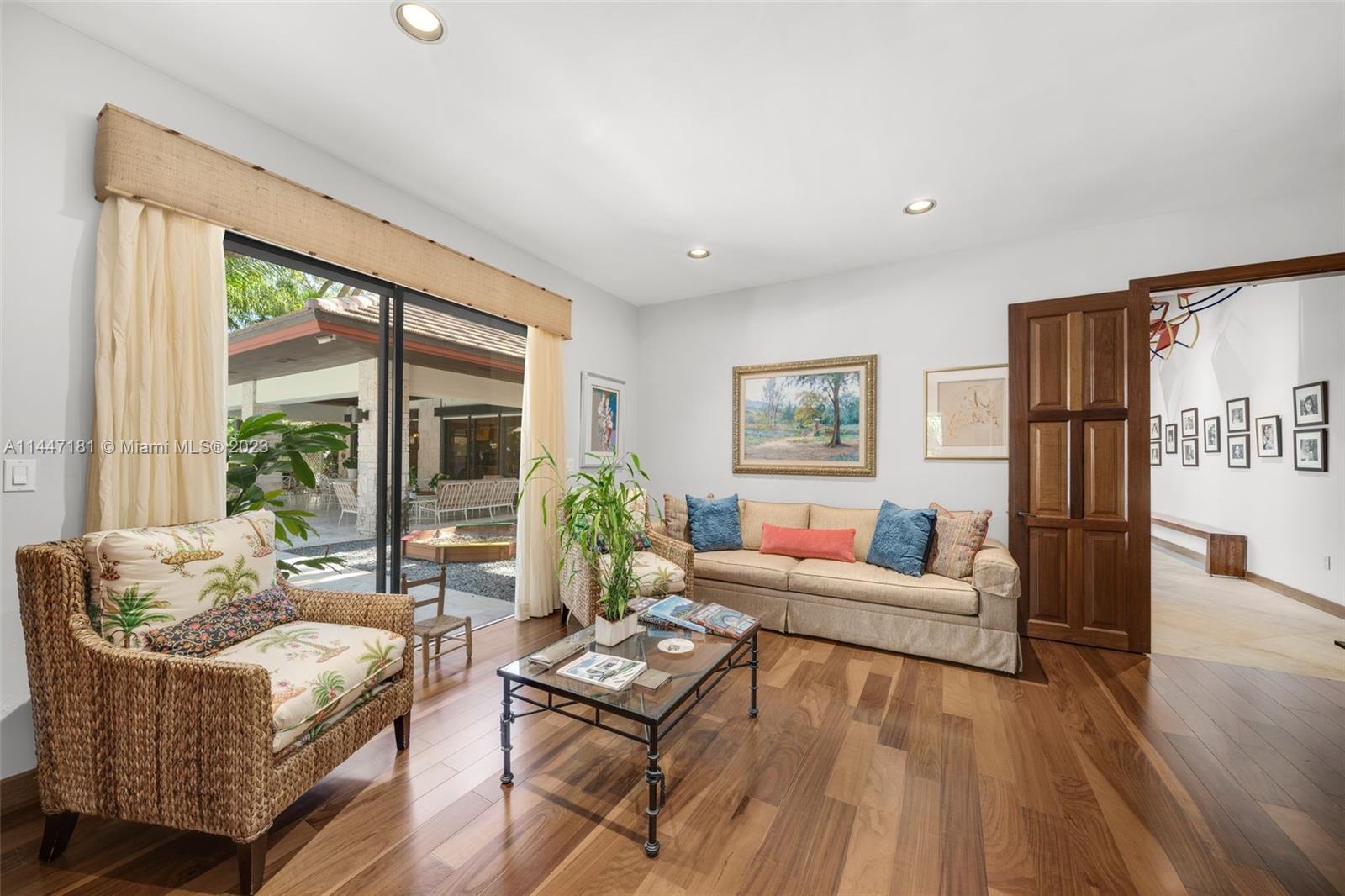 Ponce Davis - Residential