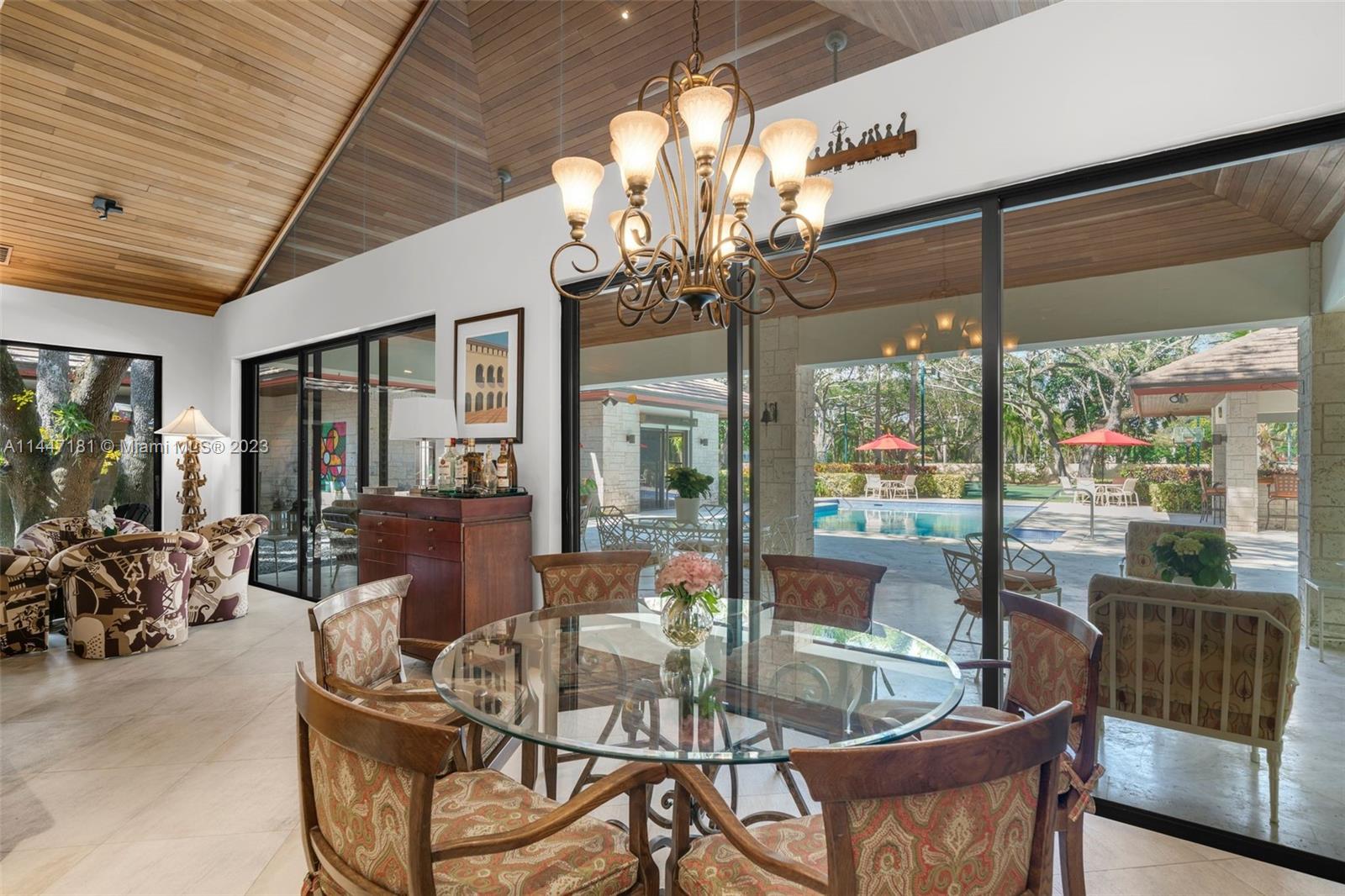 Ponce Davis - Residential