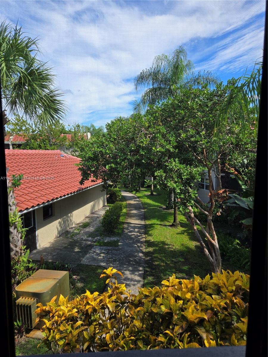 EMBARCADERO CONDO - Residential