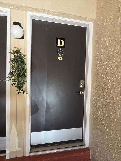5242 NE 6th Ave, Building D 27 D 27 Oakland Park FL 33334