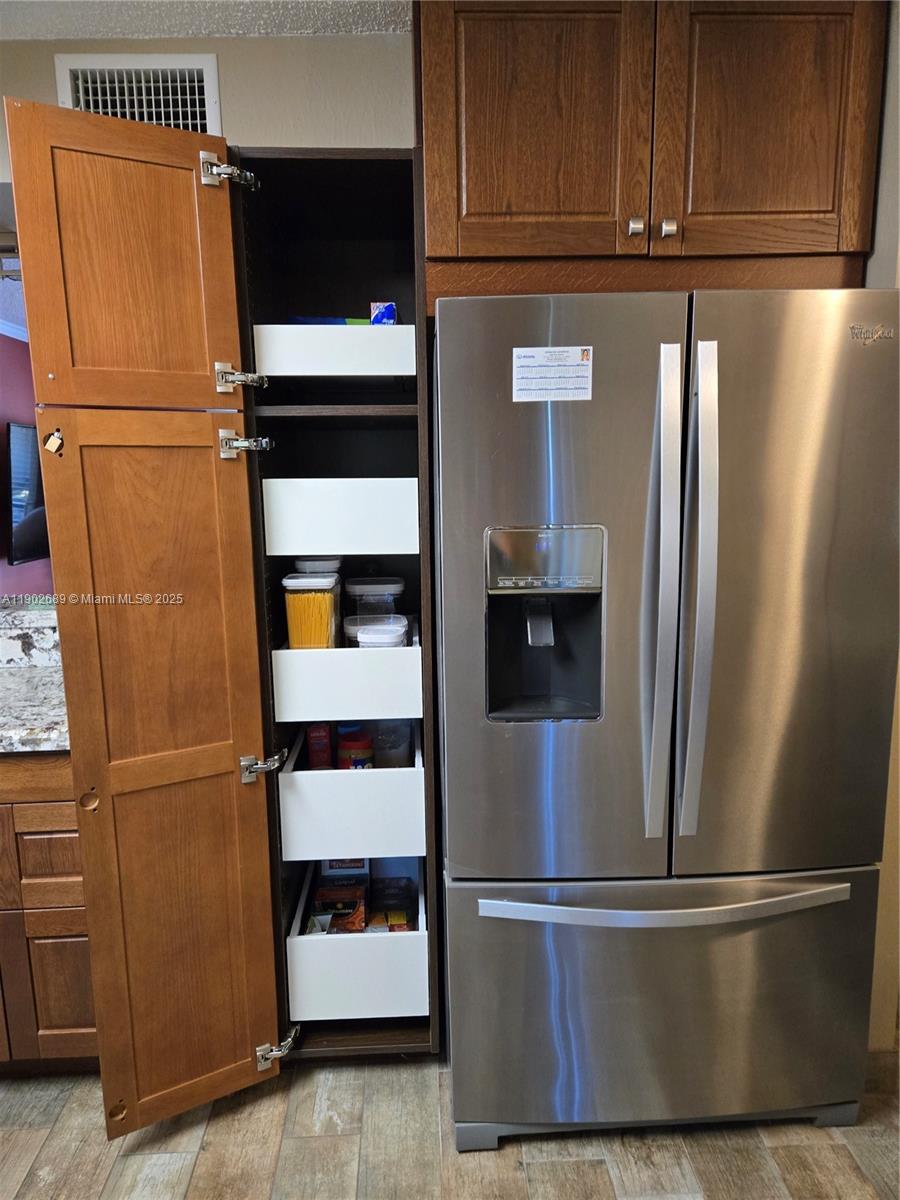 EMBARCADERO CONDO - Residential