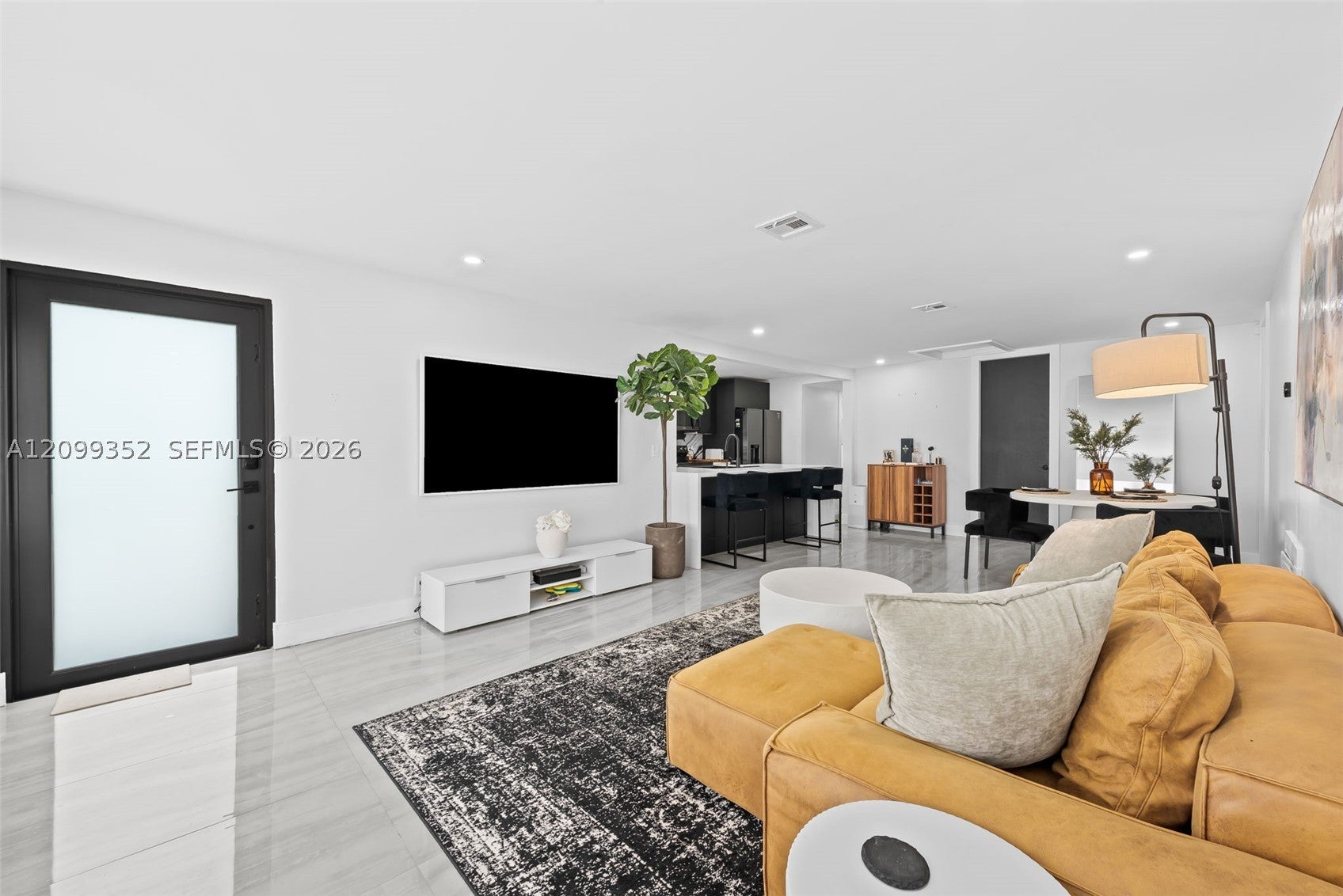 544 SW 13th Ave