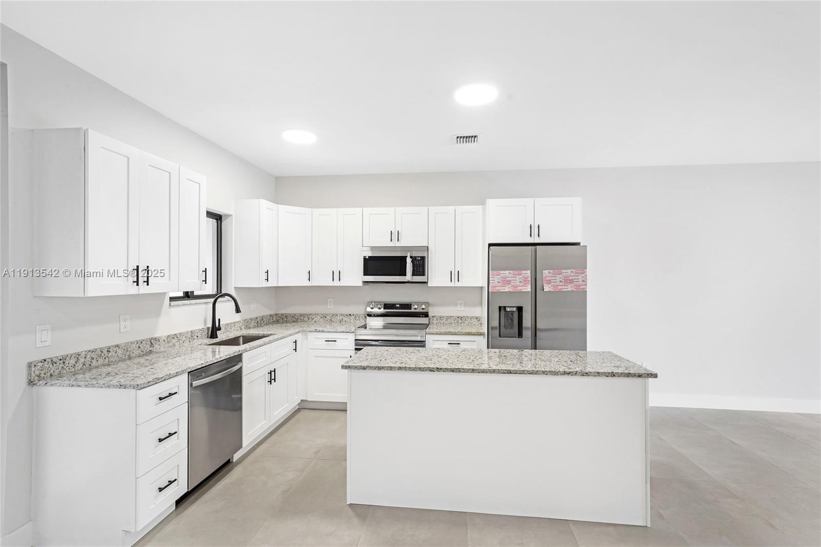 INGLESIDE PARK - Residential Lease