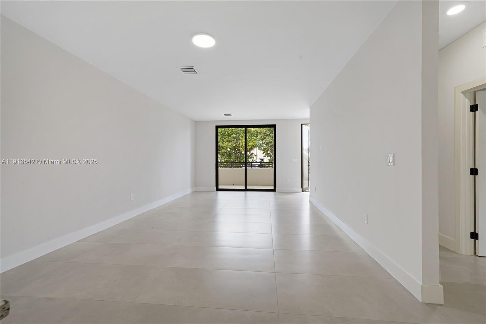 INGLESIDE PARK - Residential Lease