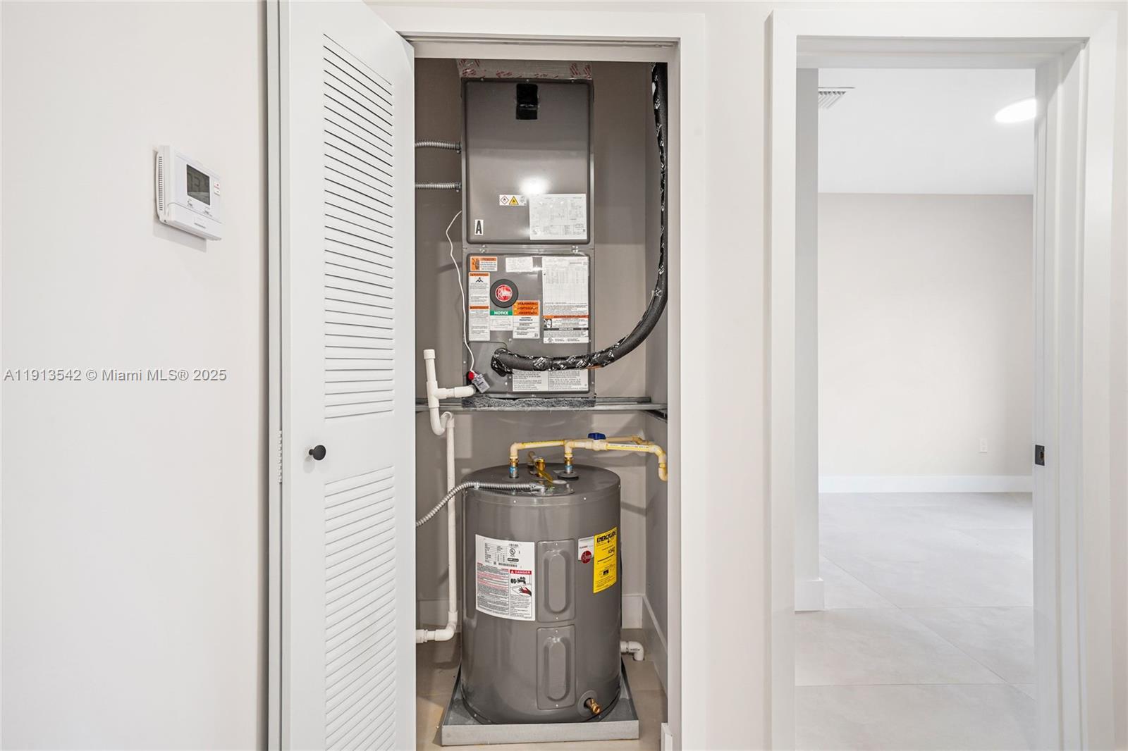 INGLESIDE PARK - Residential Lease