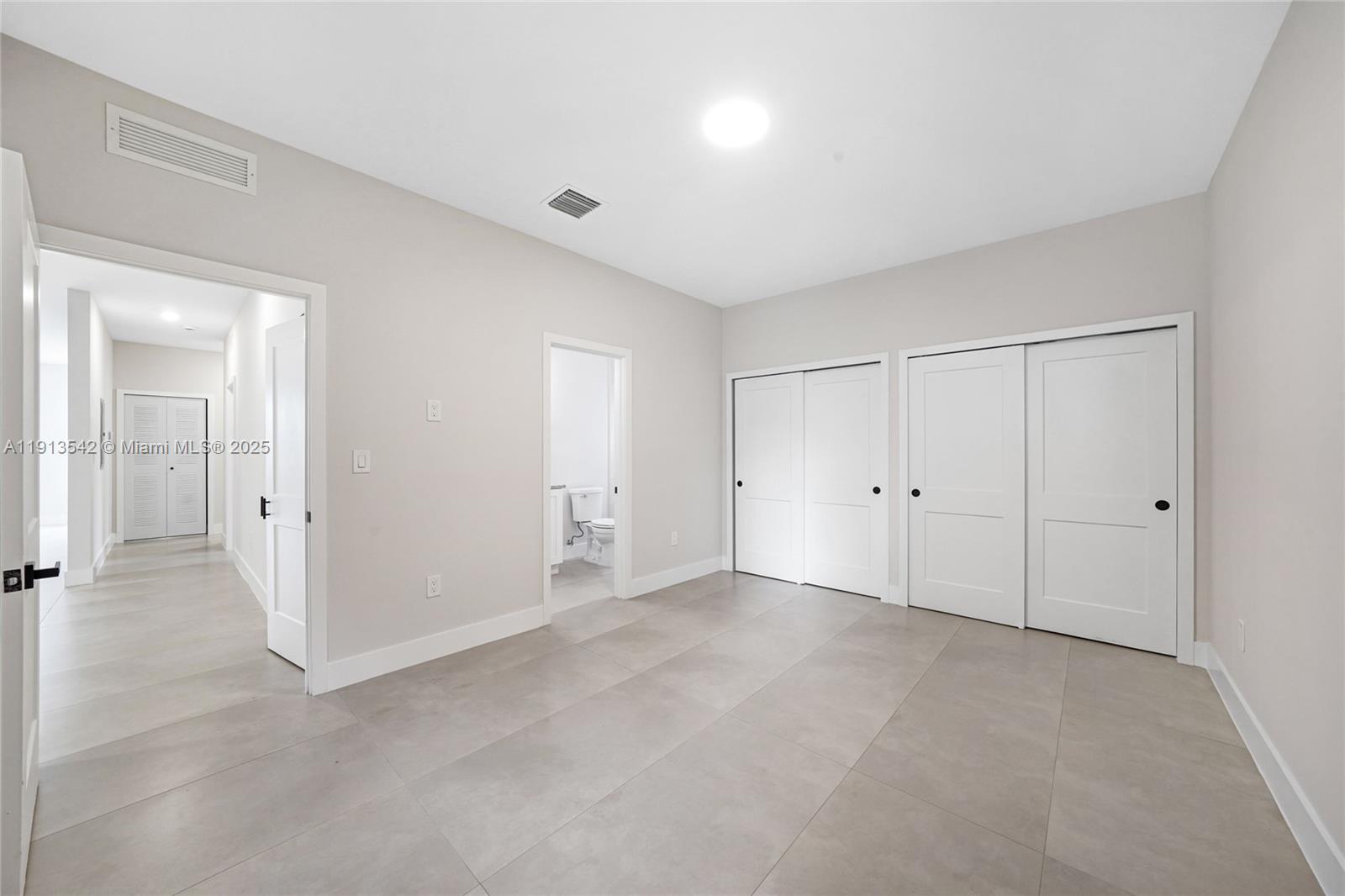 INGLESIDE PARK - Residential Lease