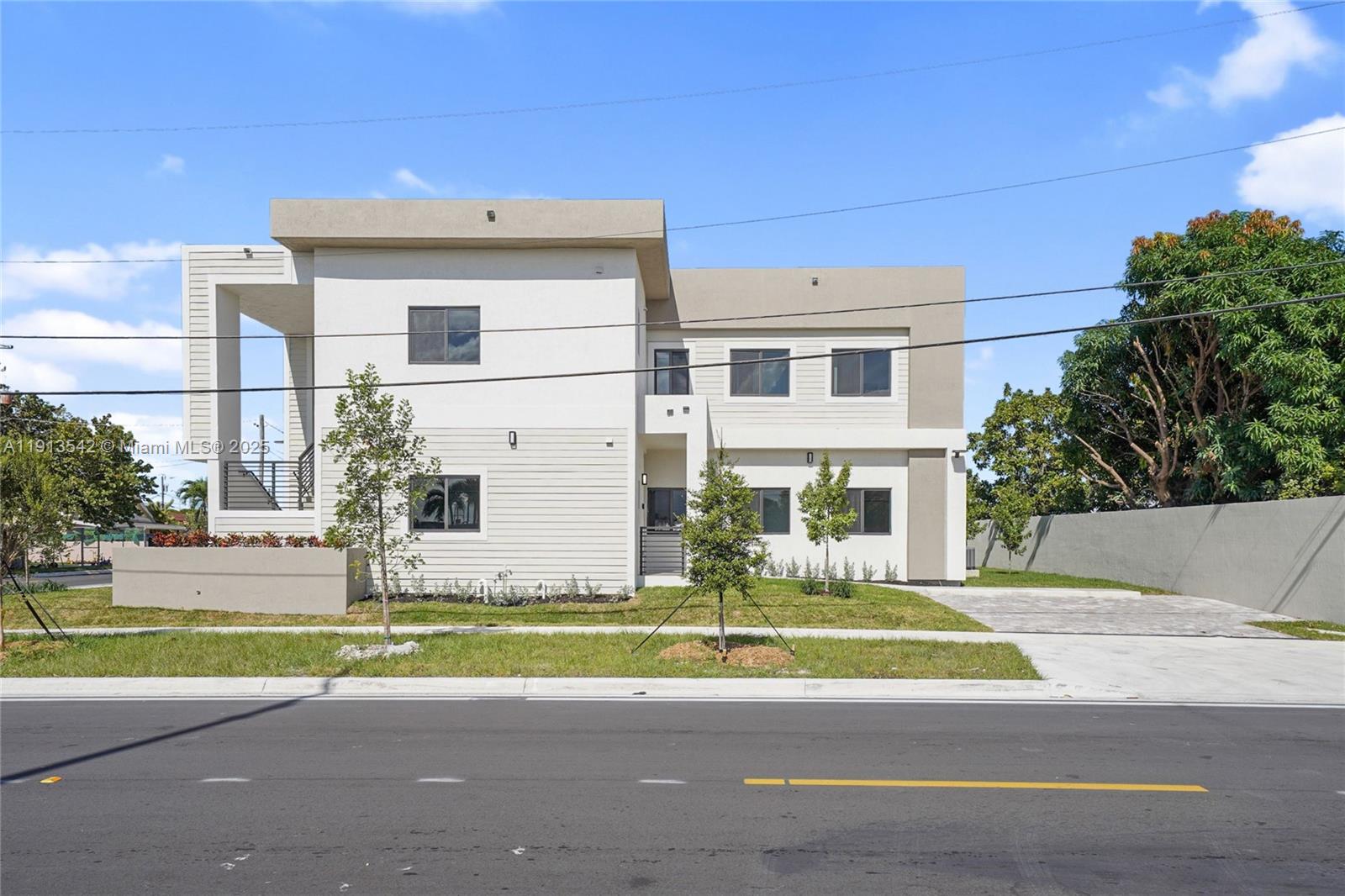 INGLESIDE PARK - Residential Lease