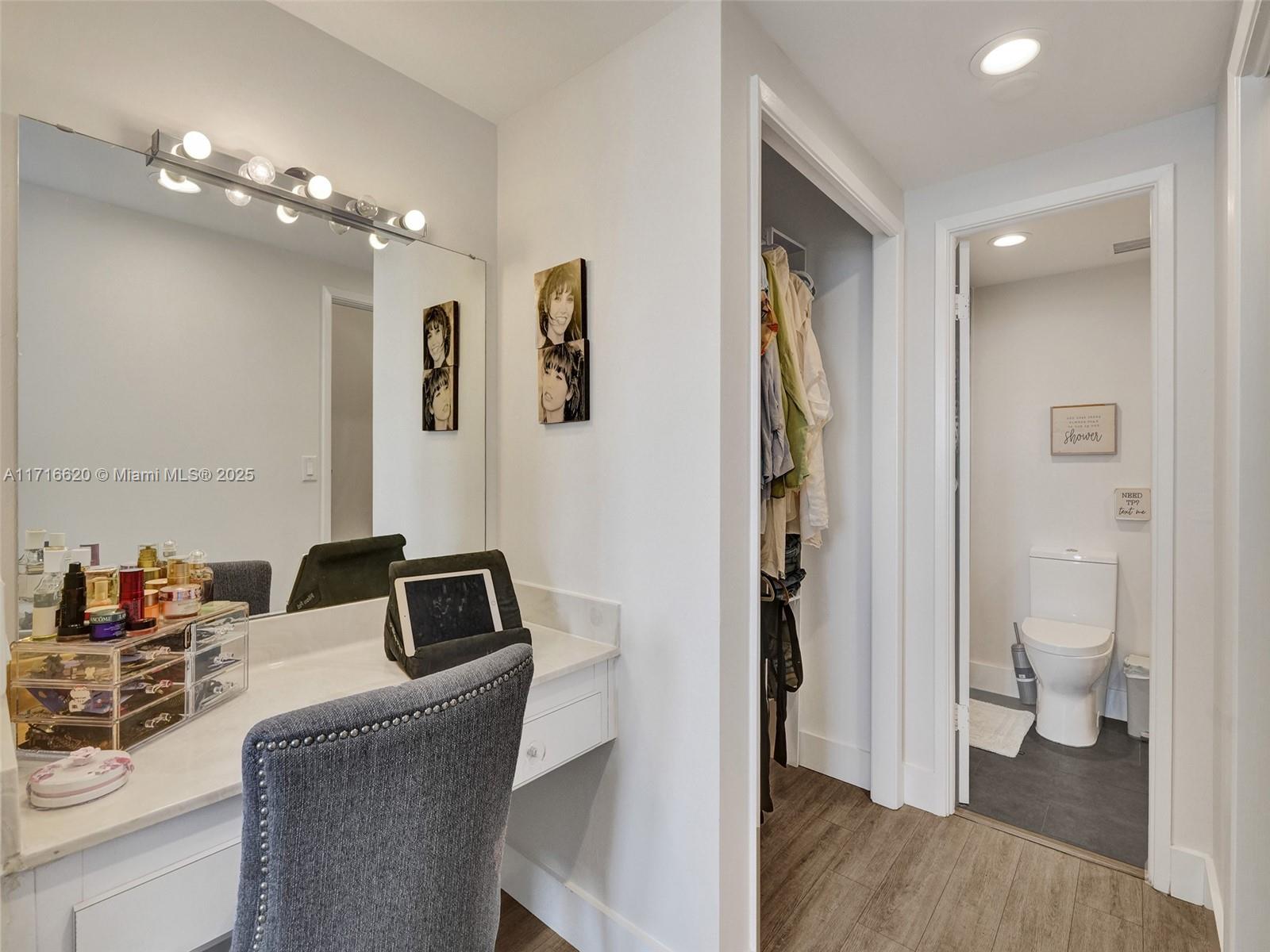 HILLCREST EAST NO 24 COND - Residential