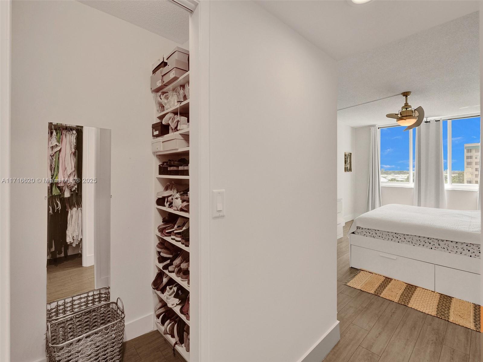 HILLCREST EAST NO 24 COND - Residential