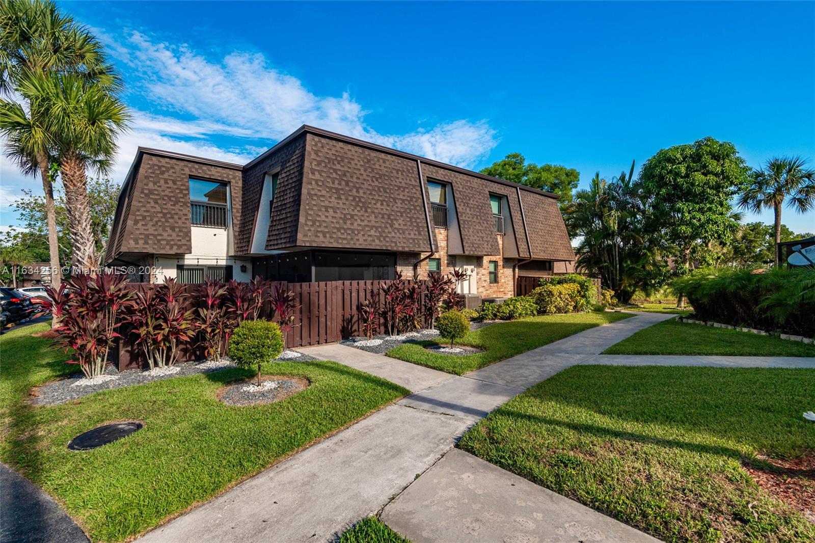 REDUCED!! Beautifully Renovated 3/2.5 townhome with a NEW ROOF and IMPACT WINDOWS/DOORS in the Parkside community of Coral Springs, close to Mullins Park. New Kitchen with Open Layout, New Flooring, Updated Bathrooms, and Brand New Stainless Steel Appliances! Directly in front of the pond.

HOA Fee covers the Roof and Building Exterior, Landscaping, Water/Trash/Sewer and Insurance for the Exterior. Not in a flood zone.

HOA will allow rentals as long as not more than 20% of the community's townhomes have been leased.
