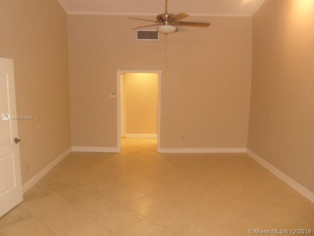 COUNTRY WALK SEC 3 - Residential